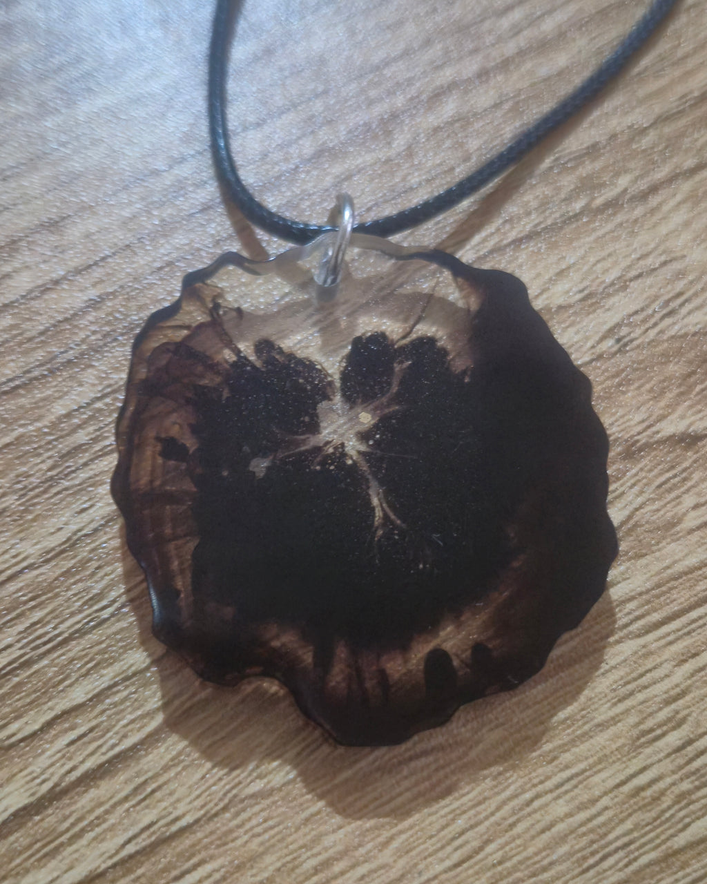 Collier Terre Sombre