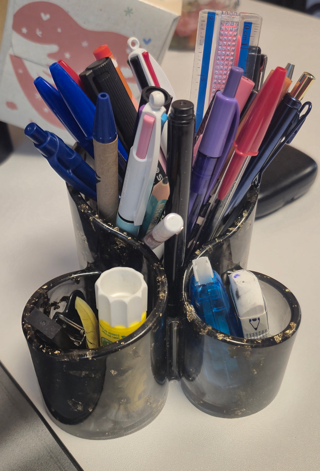Pot à crayons en résine (personnalisable)